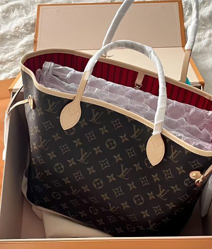 Neverfull MM photo review
