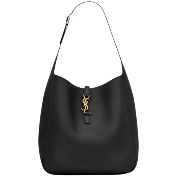 Supple large in grained leather