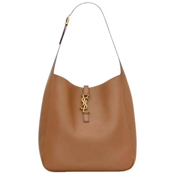 Supple large in grained leather