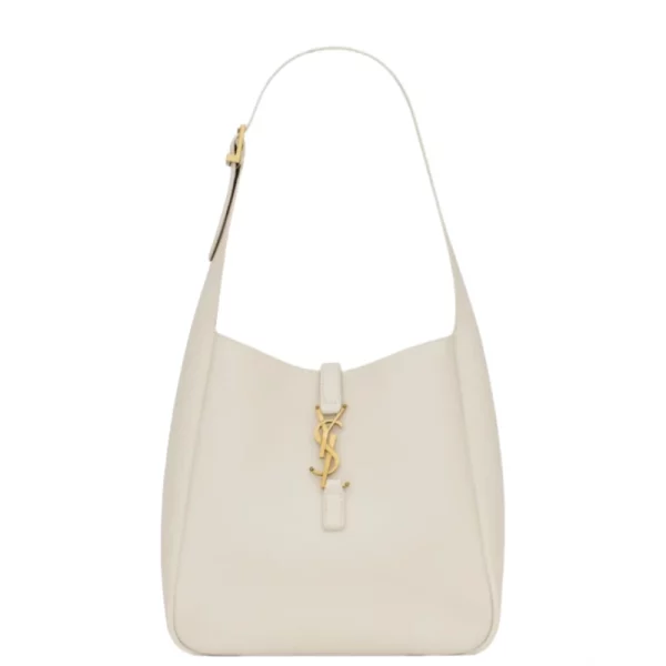 Supple small in grained leather
